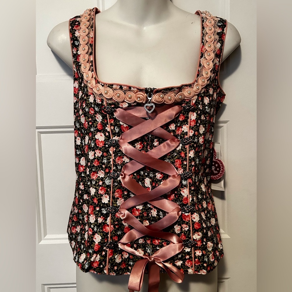 Oktoberfest Vest, Corset, Bustier - Picture 2 of 11